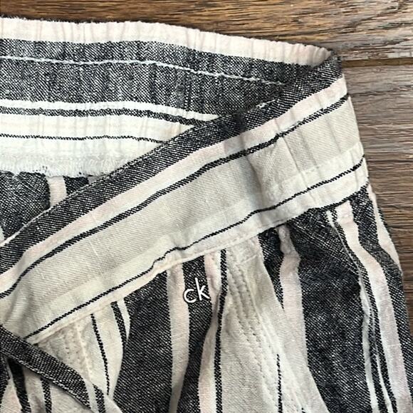 CALVIN KLEIN Gray Ivory Light Pink Stripe Hi Waist Shorts tie front/cuff hem 4 - Picture 8 of 16